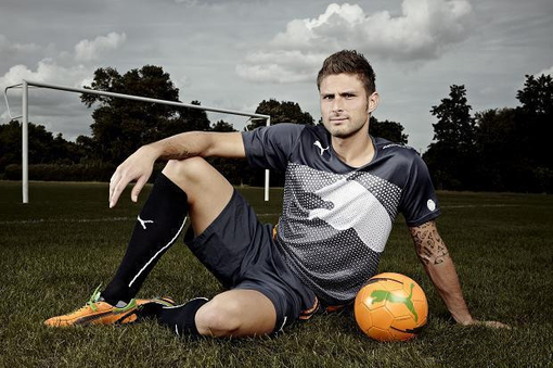 范弗里特：火箭和三年前相比变化太大了 现在做火箭球迷很幸福（范弗里特：火箭三年间脱胎换骨，如今当火箭球迷很幸福）