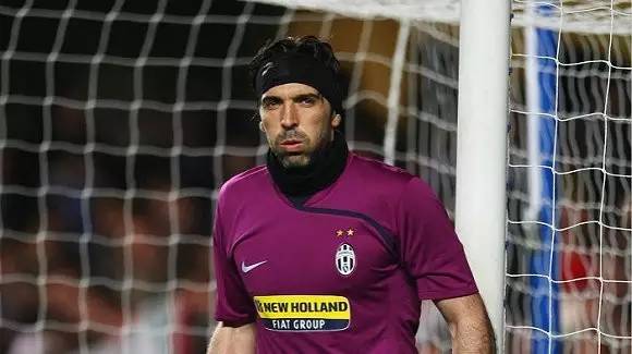 纽约大都会正式公布 2026 赛季“黑金配色”特别款球衣，纪念大都会建队 60 余载